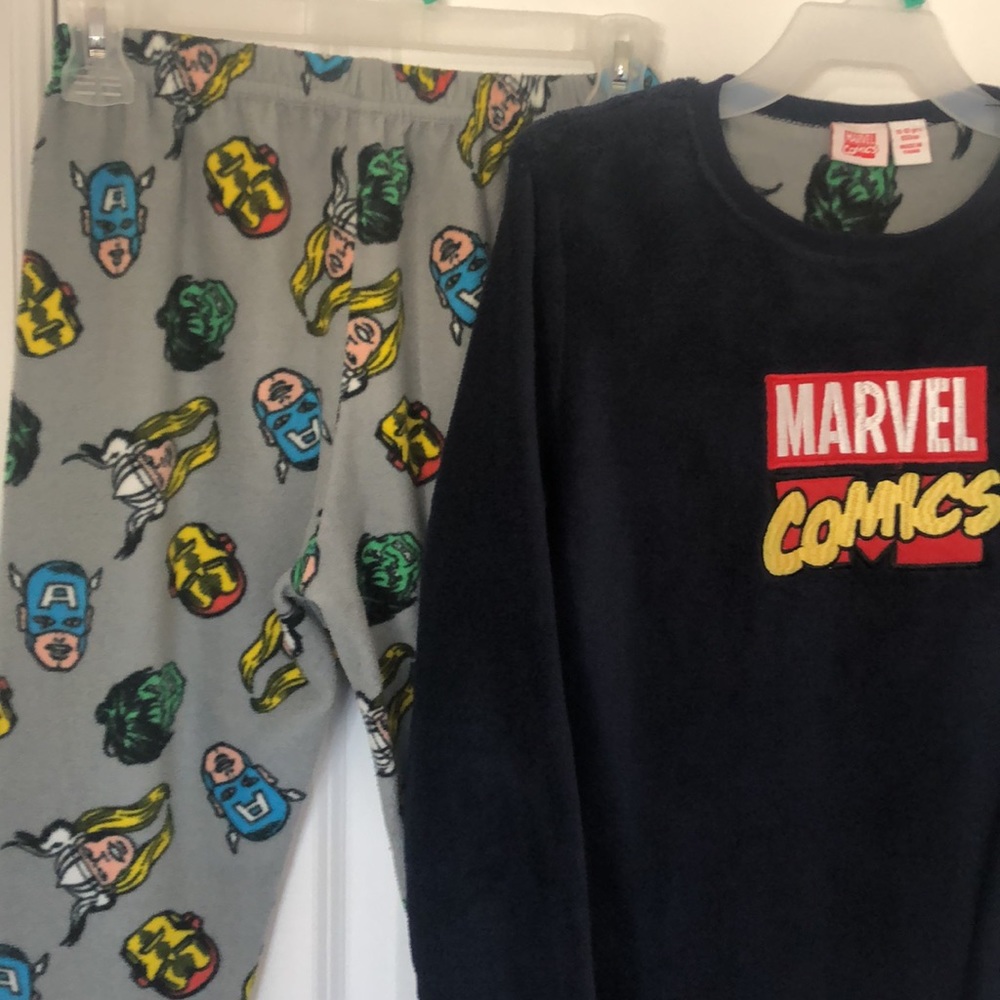 Marvel Comics PJ set For Kids - Picture 3 of 7